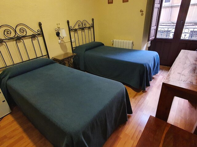 アルテアガ ホスタル & バーニョス アラベス エルビラ