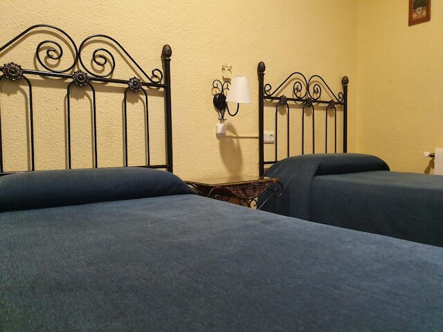 アルテアガ ホスタル & バーニョス アラベス エルビラ