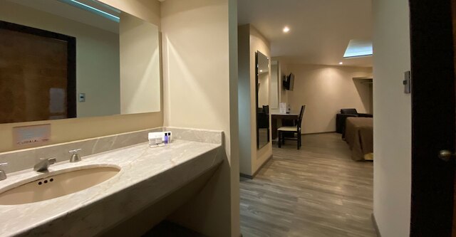 ホテル エスカラ セントラル デル ノルテ