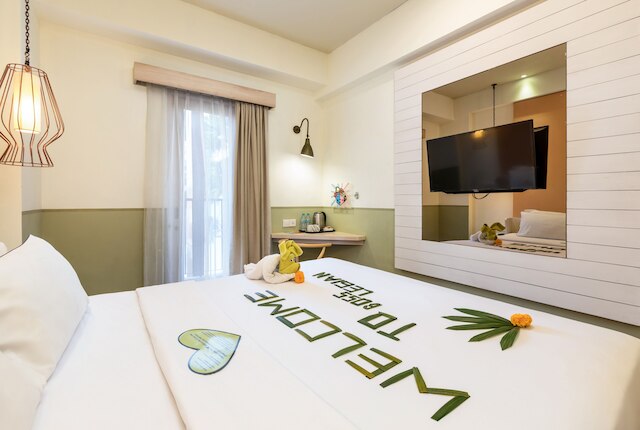 ボス レギャン  ホテル  パワード バイアーキペラゴ