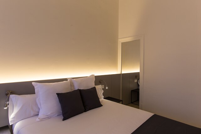 イザイラ プラザ カタルーニャ