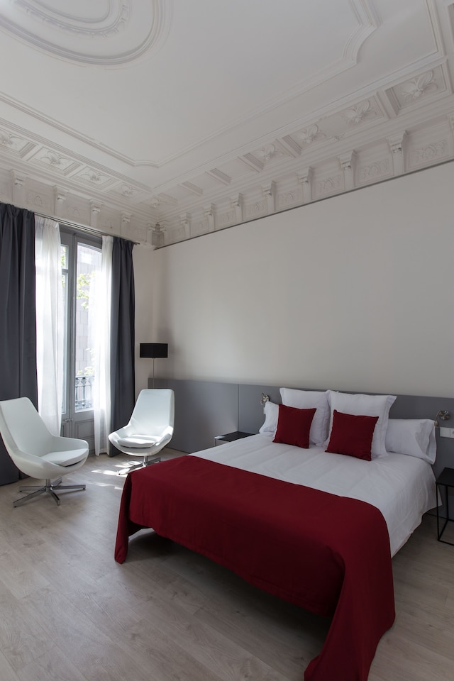 イザイラ プラザ カタルーニャ