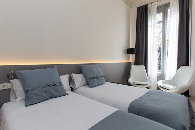 イザイラ プラザ カタルーニャ