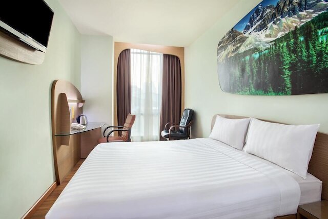 ビジネス ホテル トマン