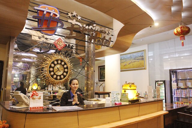 ビジネス ホテル トマン