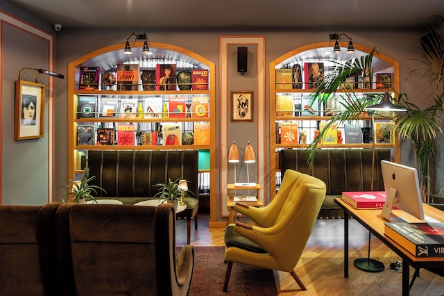 ブラウンズ セントラル ホテル