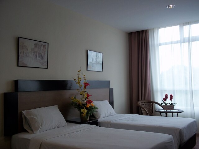 ワールド ユース ホテル