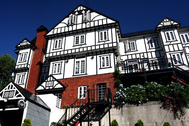 ニセコペンショングランパパ