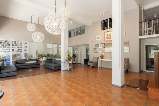 ラチャダムノーン レジデンス