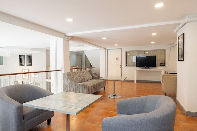 ラチャダムノーン レジデンス