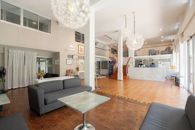 ラチャダムノーン レジデンス