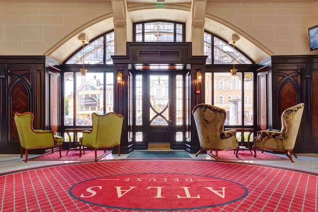 アトラス デラックス