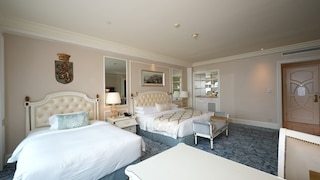 ザ キャッスル ホテル ラグジュアリー コレクション ホテル 大連 (大連城堡豪華精選酒店)