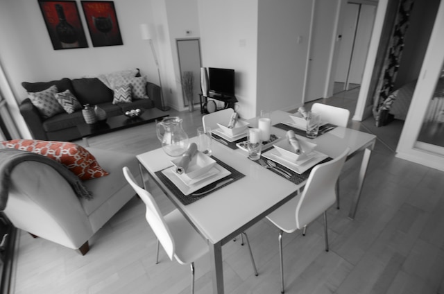 トロント エスケープ - ザ ルビー ピンク スイート