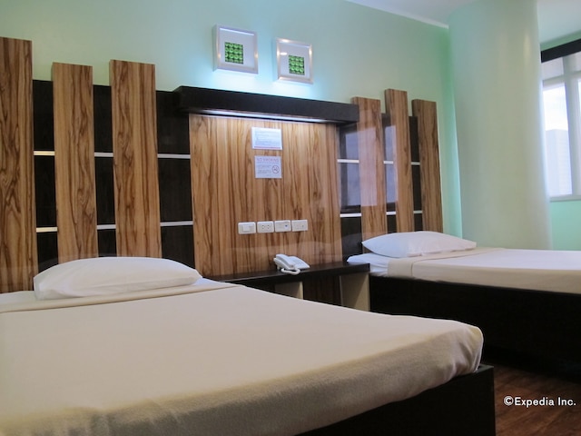 スグブテル ファミリー ホテル セブ パワード バイ ココテル