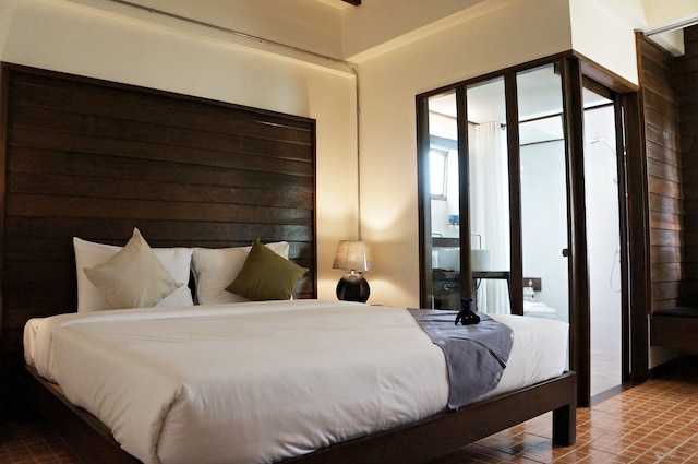 カンパエン・ンガム ホテル