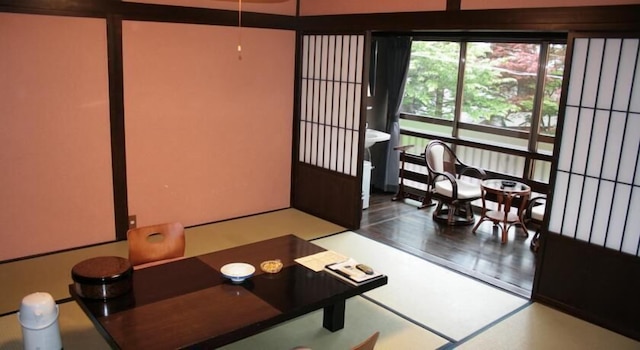 三国峠温泉 御宿本陣