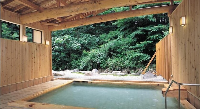 三国峠温泉 御宿本陣