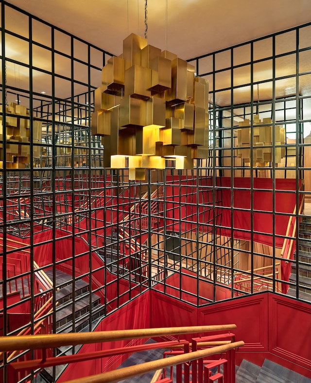 H10 メトロポリタン