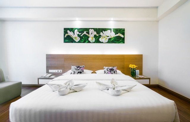 クリスタル クラウンホテル ぺタリン ジャヤ