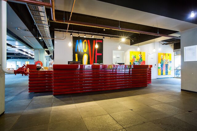 WOW ホステル アムステルダム