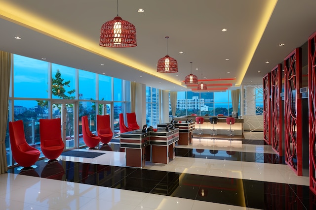 シナモン レッド コロンボ