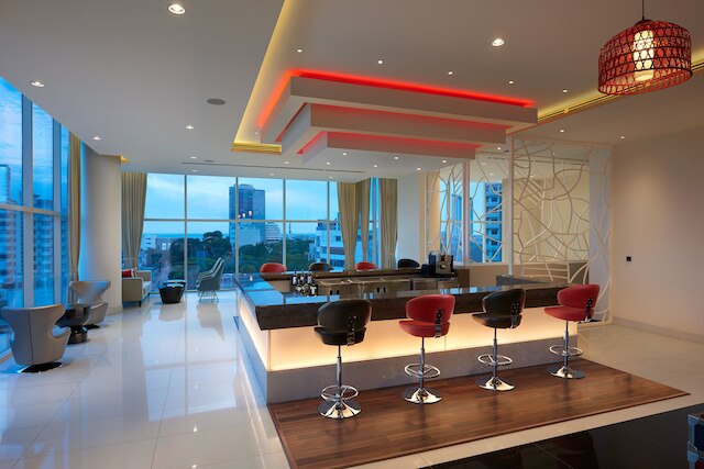 シナモン レッド コロンボ