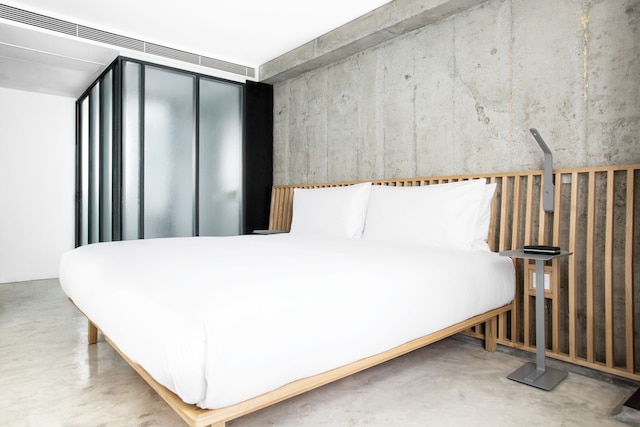 チューブ (Tuve 酒店)