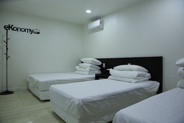 エコノミー ホテル グミ