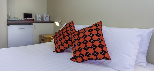 ディーンズ ブッシュ モーテル