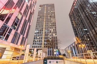 シンイー インターナショナル ホテル ポリー ストア