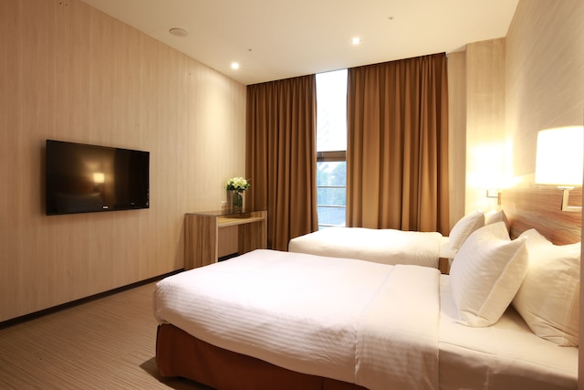 ハイネス ホテル