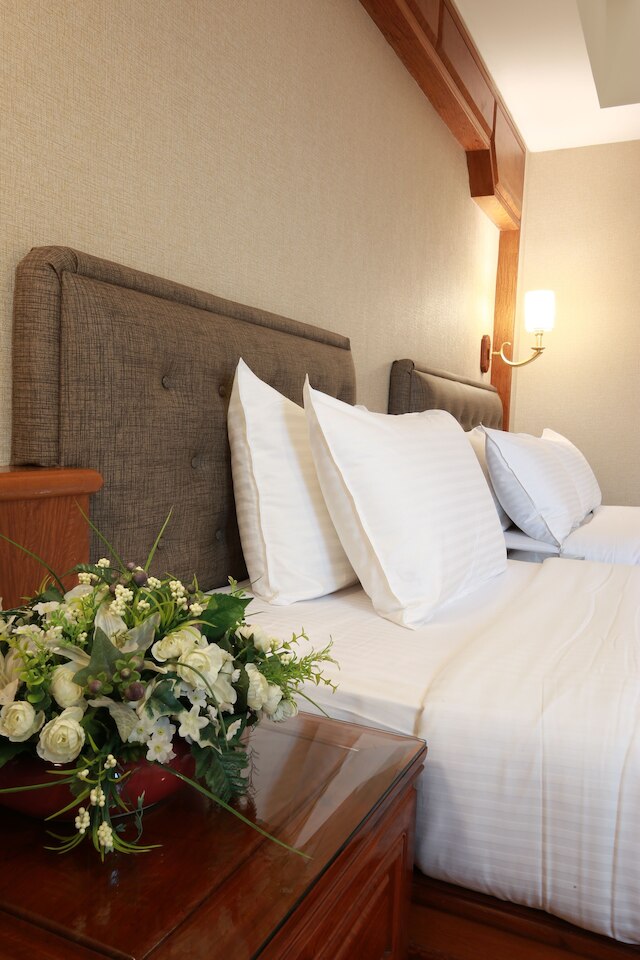 ハイネス ホテル