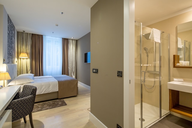 コルナロ ホテル