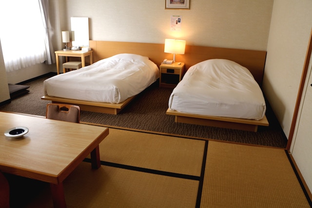 ホテルサンプラザ堺本館