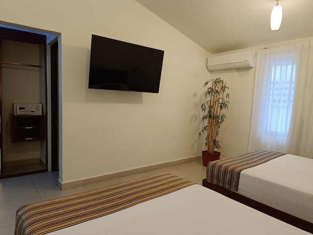 グランド シティ ホテル カンクン - ニア マーケット 28