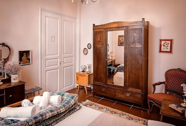 アテネンス キンタ - ホステル