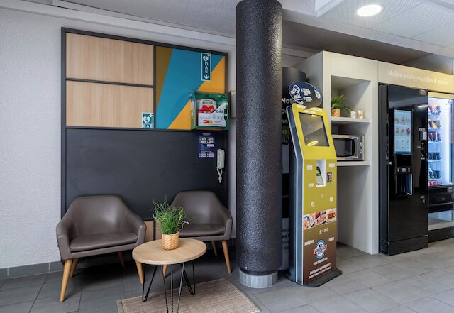 B&B ホテル リール ルゼンヌ スタド ピエール モーロワ