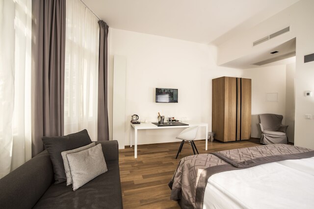 ゴールデン クラウン