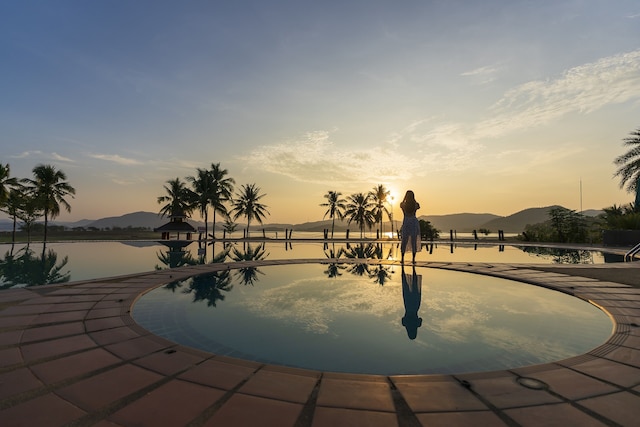 ケーンクラチャン ボートハウス パラダイス リゾート