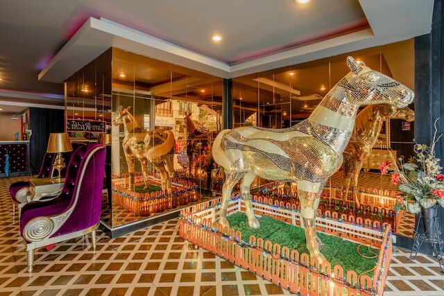 ユーロ リッチ ホテル メラカ