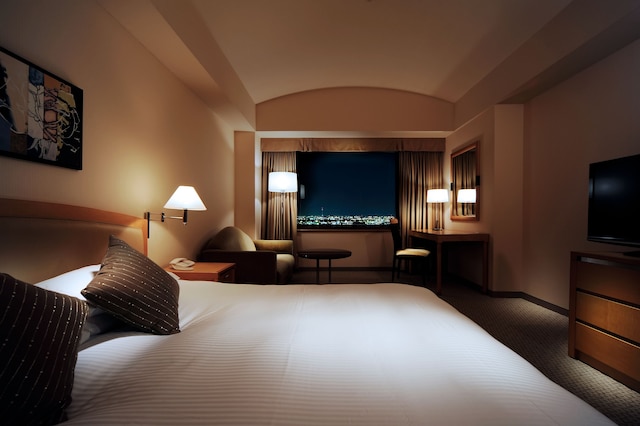 ロイヤルパインズホテル浦和