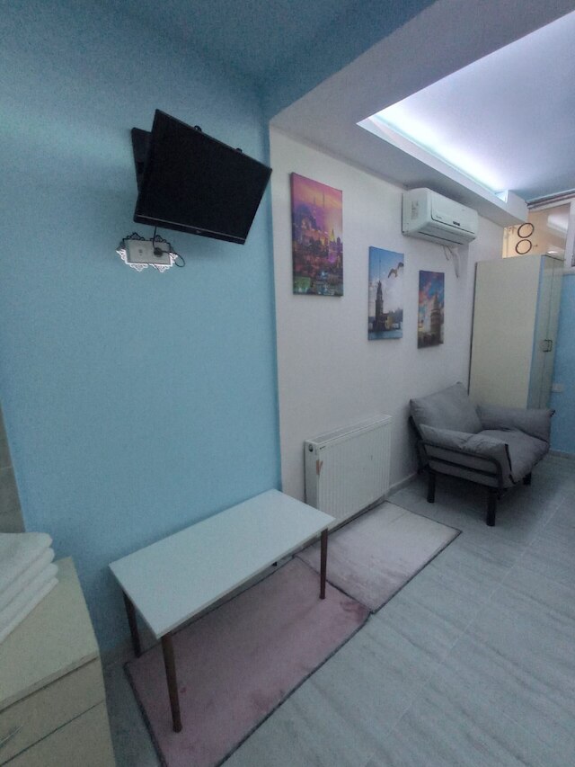 アルミス・ホステル