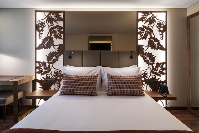 トゥリム オポルト  ホテル