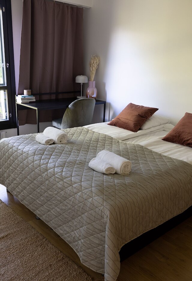 2ndホーム 2BR センター アパートメント w バルコニー