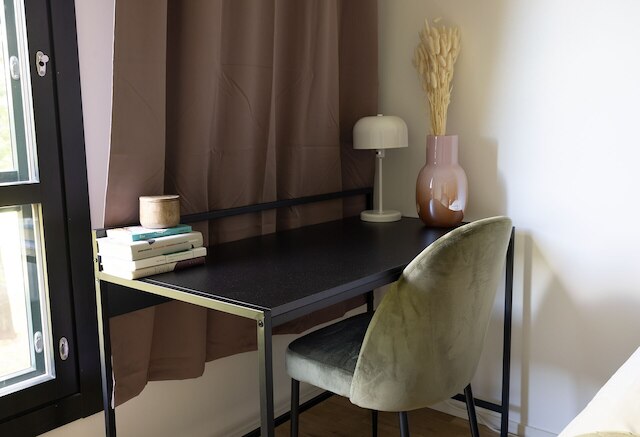 2ndホーム 2BR センター アパートメント w バルコニー