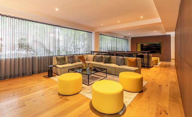 タマン・バイ・ククン