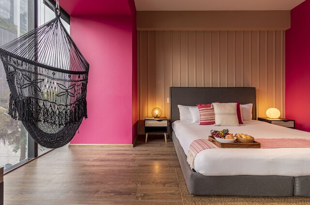 マジェンタ・バイ・ククン