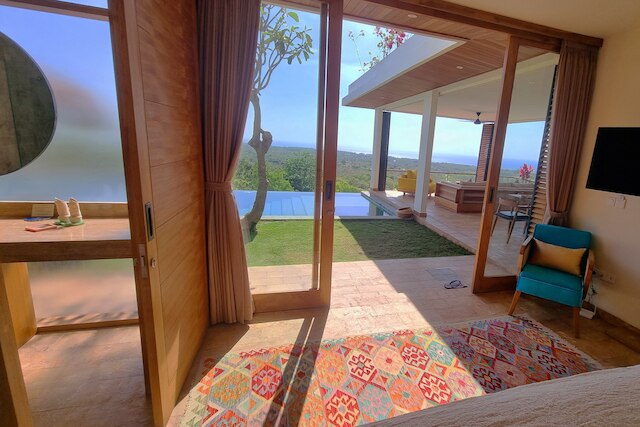 ウルワツサンセットヒルズ