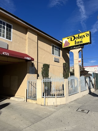 デラックス・イン・LA